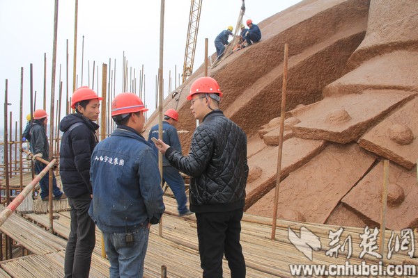 現(xiàn)全球最大關(guān)公青銅雕像，目測(cè)宇達(dá)施工（圖）